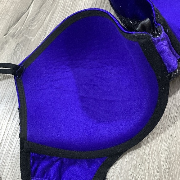 Victoria’s Secret Very Sexy Lined Demi Royal Blue/Purple & Black Lace Bra 32DD - Picture 7 of 11